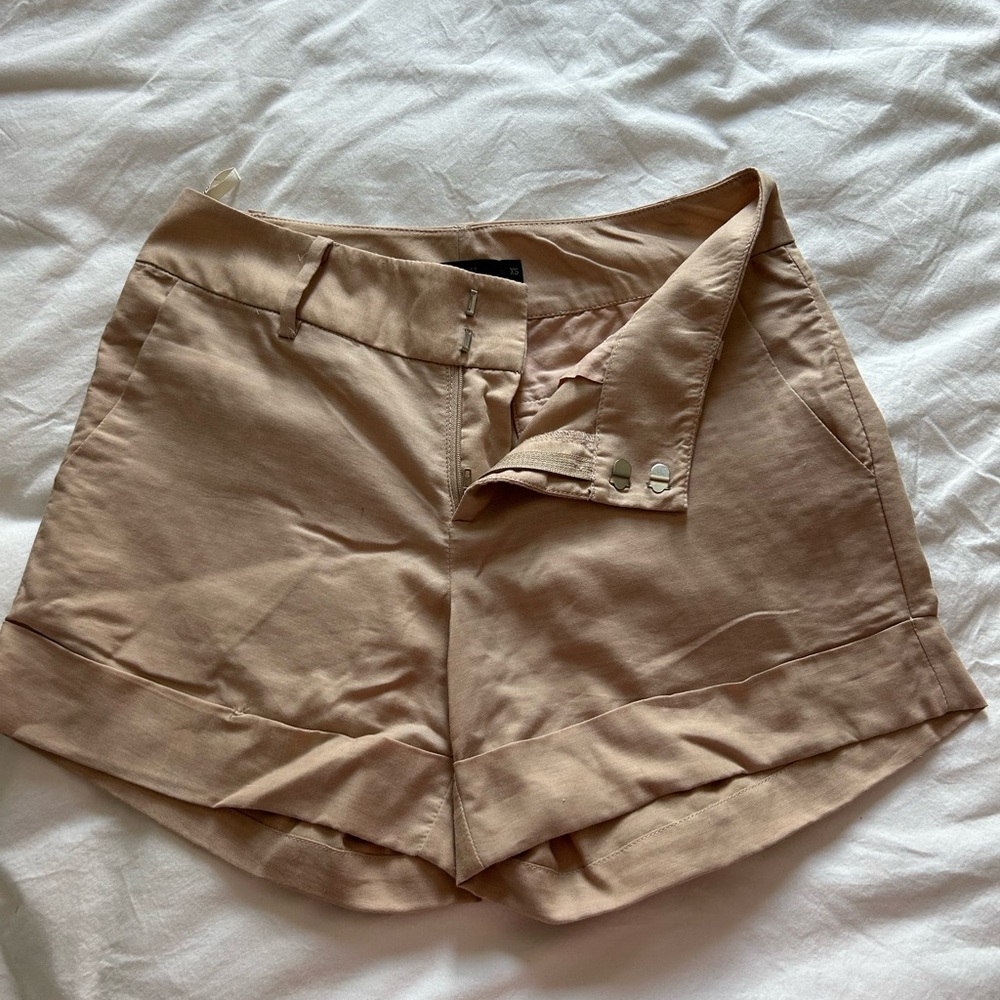 THML khaki shorts